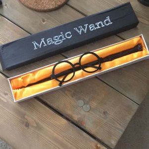 Harry Potter wand and glasses